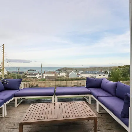 Sea View House
